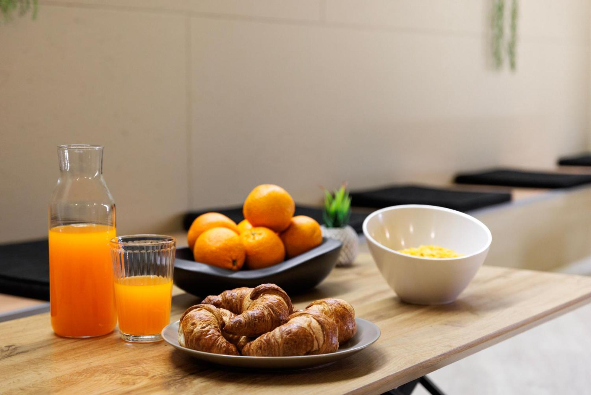 Design Hostel One سبليت المظهر الخارجي الصورة